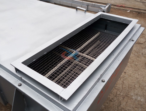 1030三層直線篩進(jìn)料口