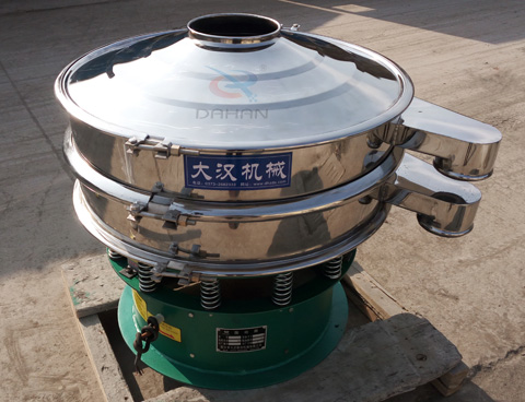 石墨粉旋振篩試機(jī)現(xiàn)場(chǎng)